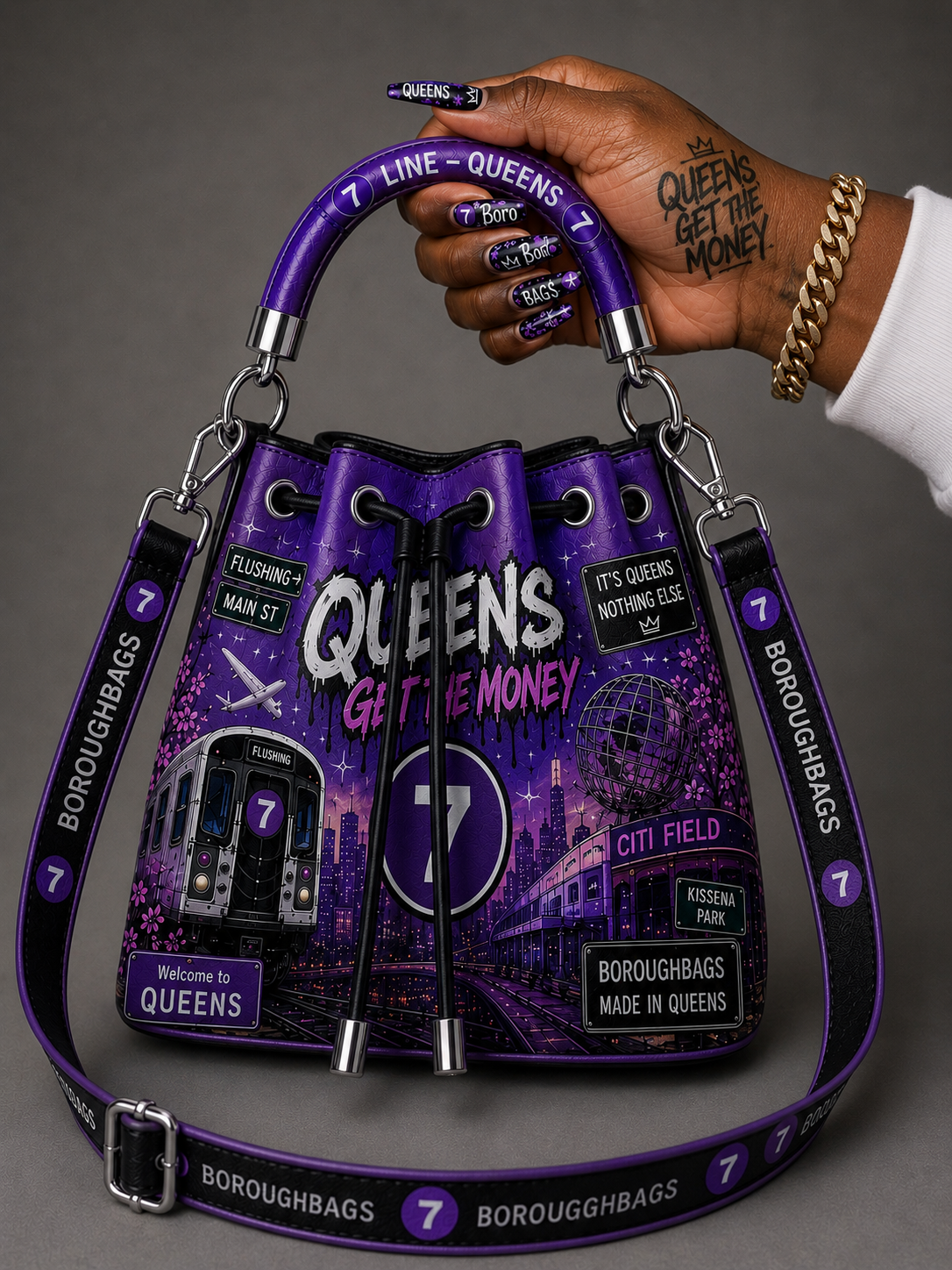 7 Line Queens Drawstring Bag